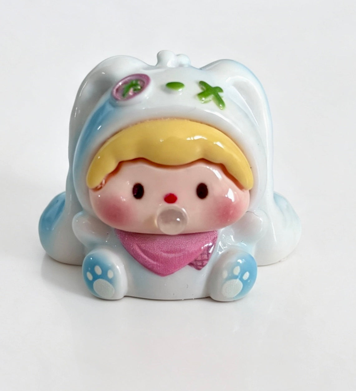 Bubble Blowing Puppy figures