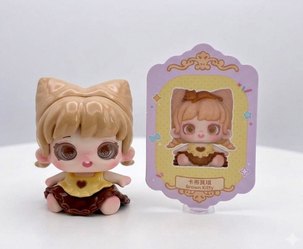 MIANA Styling House Figure