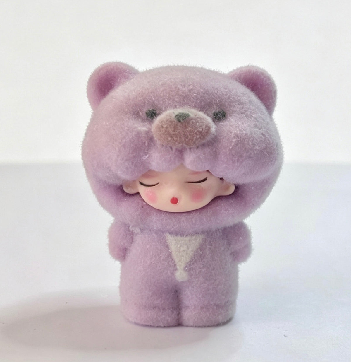 Cute Y Bear Figure