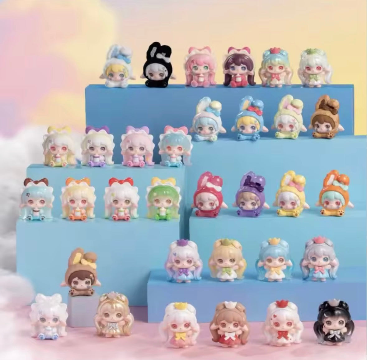 RUBY Hello Bunny Figure